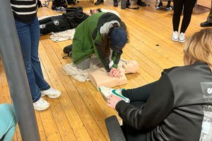 8a626334-fb40-42c2-9a30-4cc7630f4cc0.jpg