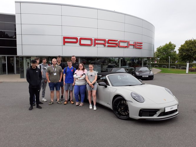 Full group Porsche.jpg