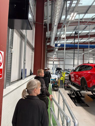 WhatsApp Image 2025-12-19 at 15.45.32 (1).jpeg