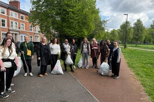litter pick group pic.jpg